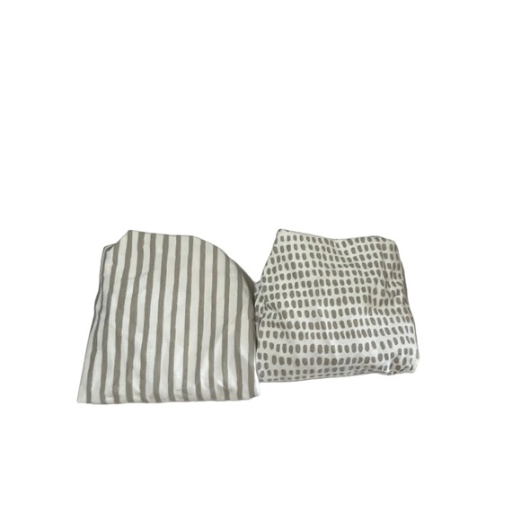 Ely’s & Co. soft Change Pad Cover set of 2 waterproof covers. Grey and white - Picture 4 of 6